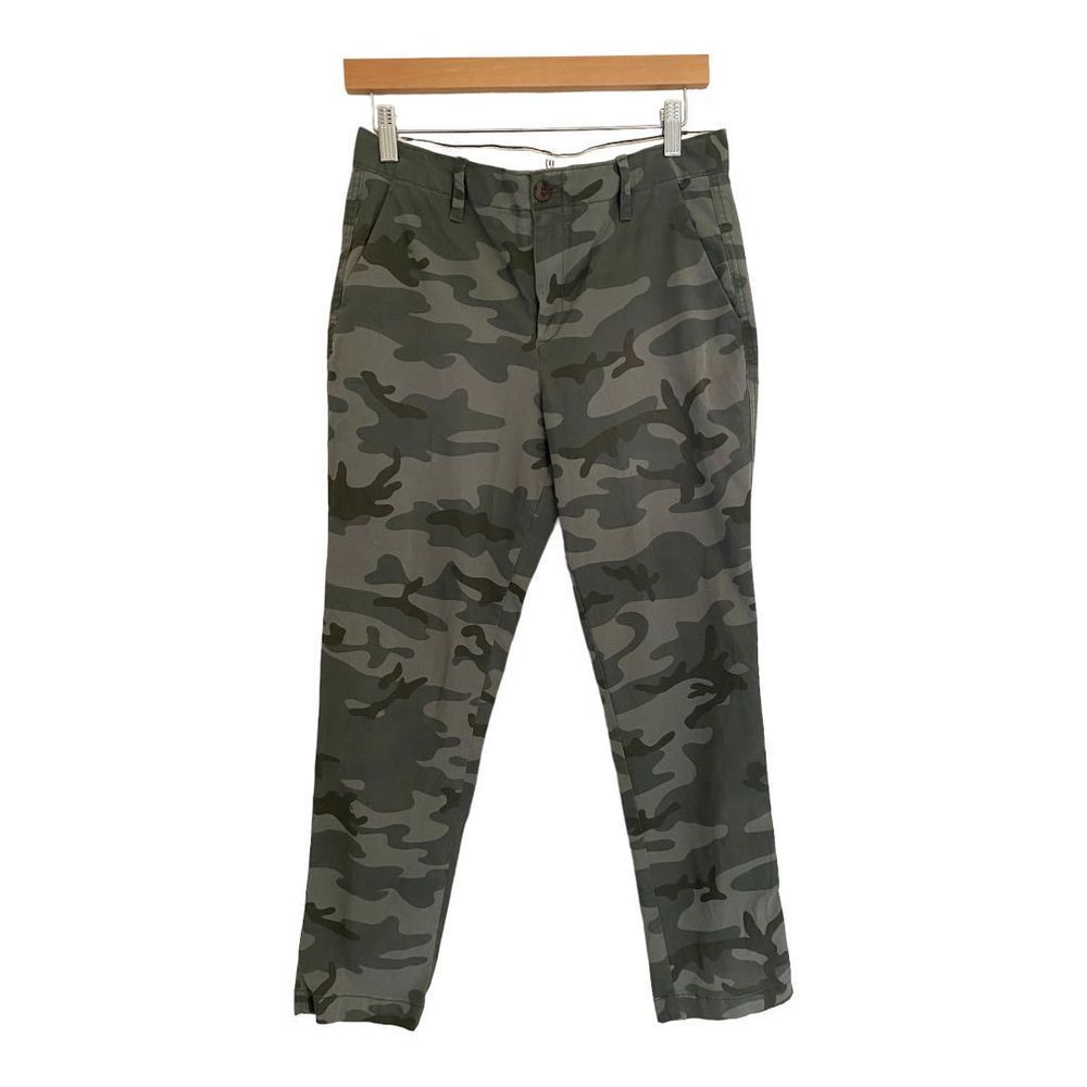 GAP Girlfriend Chinos Green Camo Women’s Size 6
